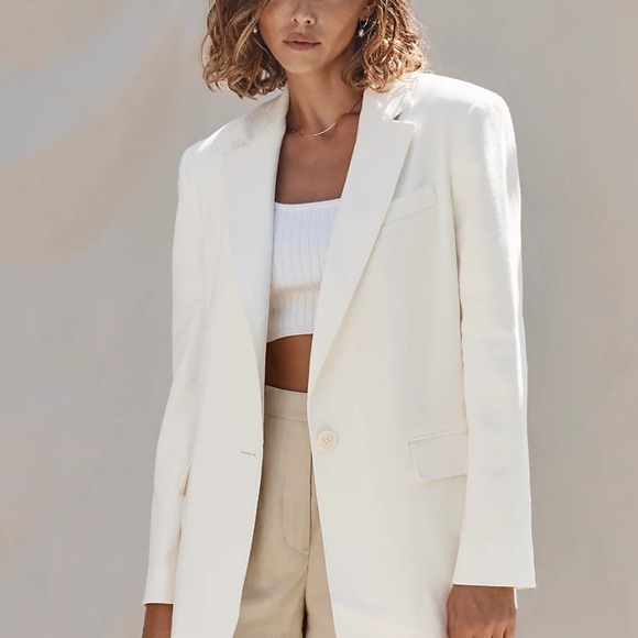 Aritzia Wilfred linen blazer - Picture 4 of 12